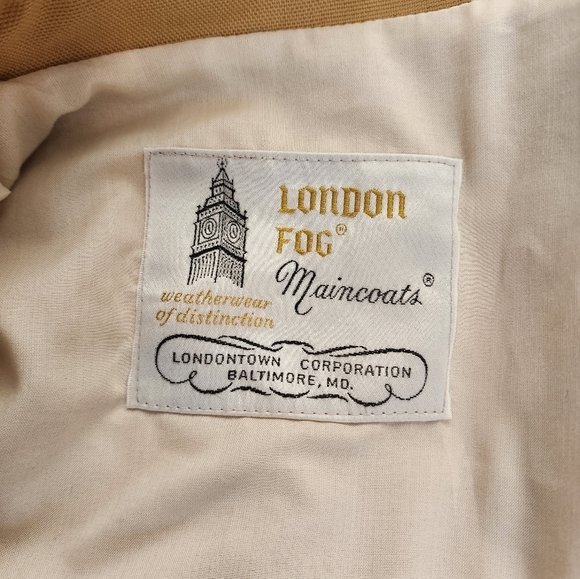 London Fog Vintage 1970's Yellow Pointed Collar Button Front Waist Tie Rain Coat - Picture 5 of 8